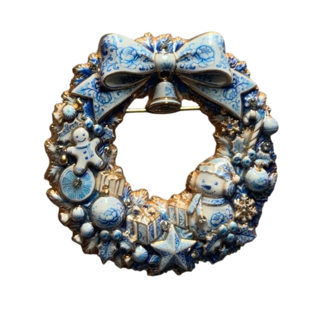 Blue White Enamel Christmas Wreath Brooch Gold Tone Holiday Snowman Bell Pin 2"